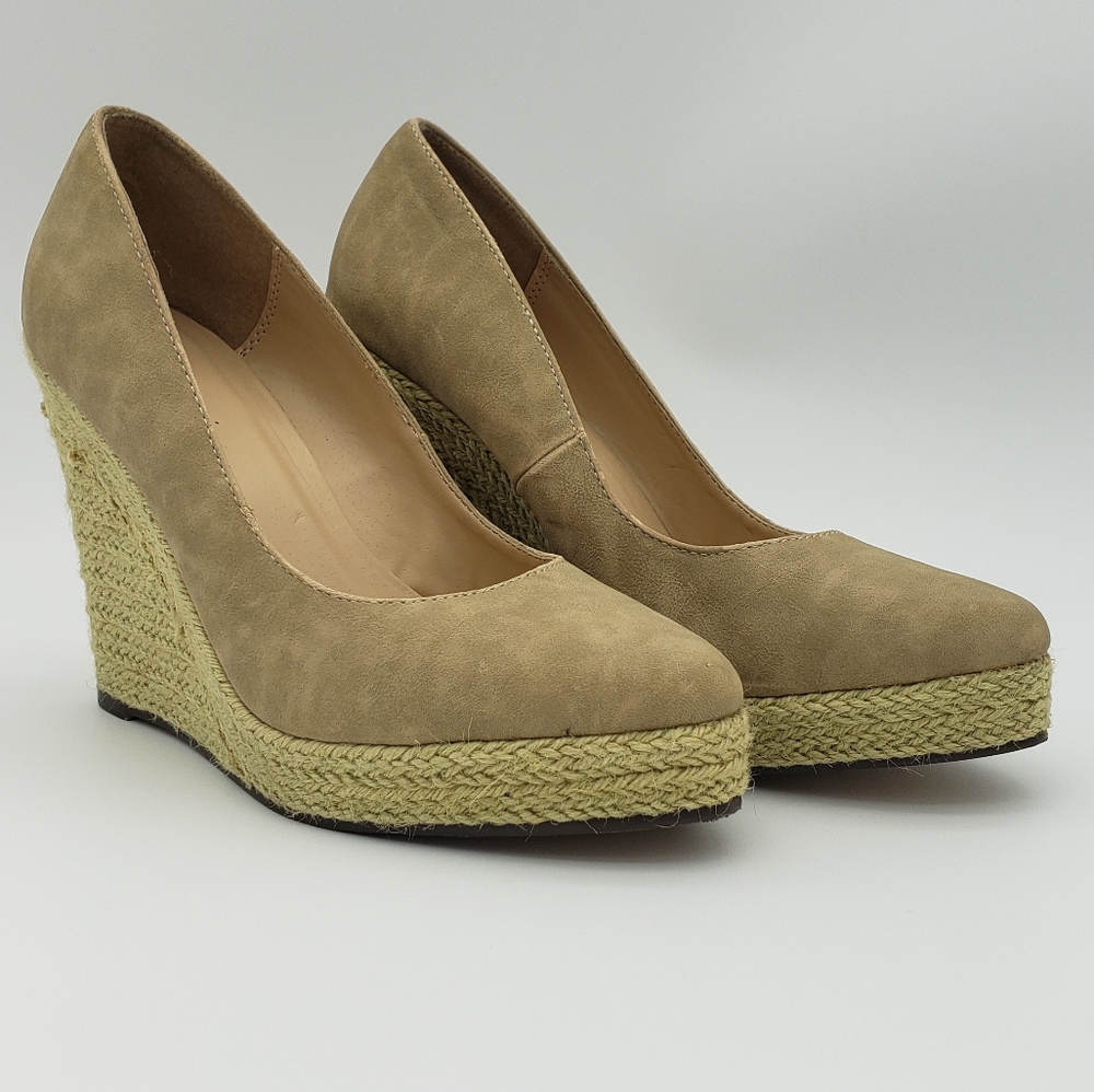 Michael Antonio wedges size 8